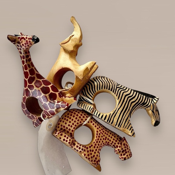 NWT Set of 8 Handmade Safari Animals Napkin Rings Zebra Elephant Giraffe Cheetah - Picture 4 of 13